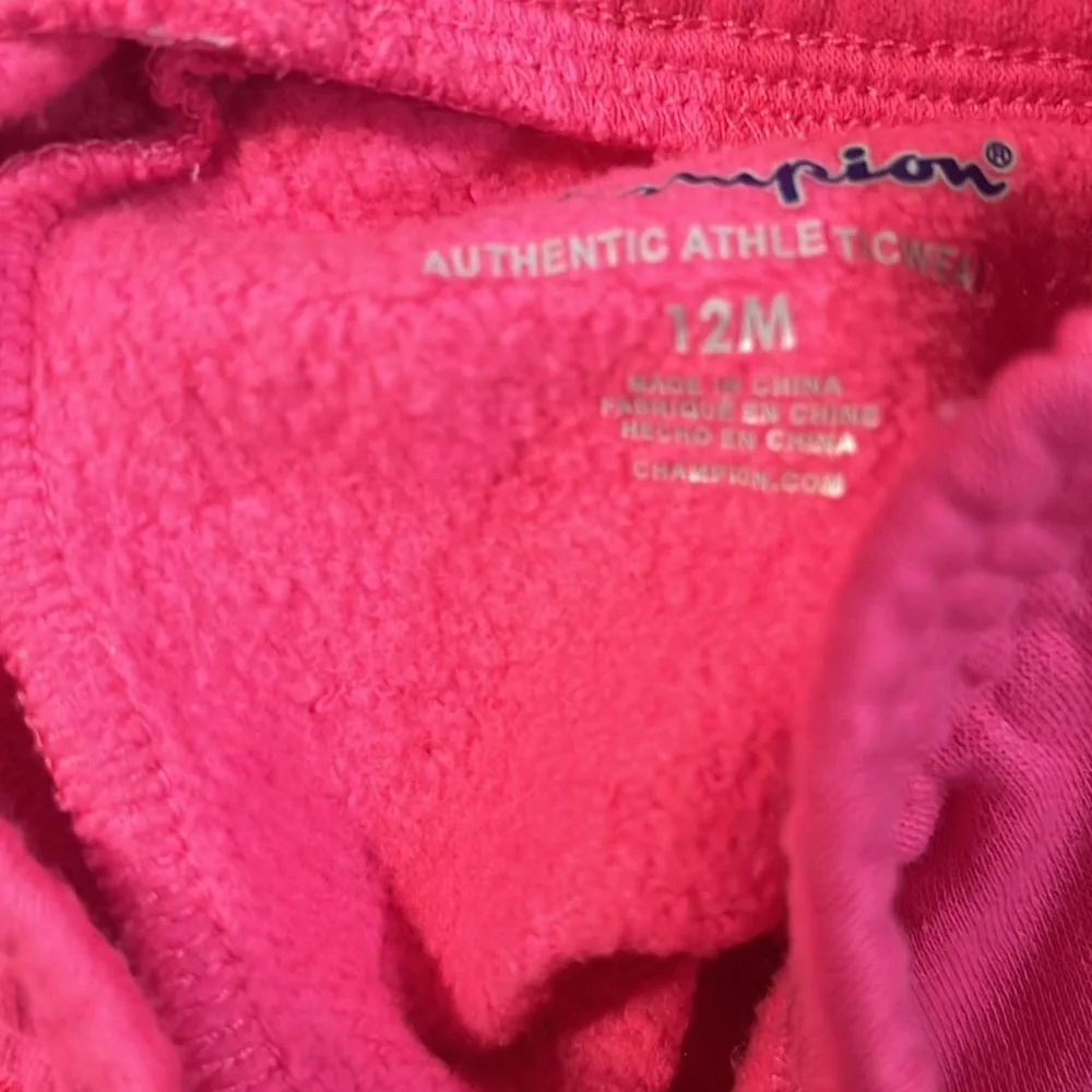 Too small - Picture 3 of 4